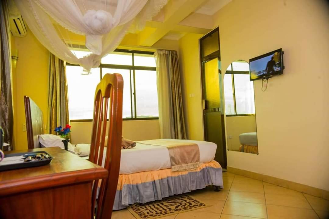 Grace Land Hotel Аруша Екстер'єр фото