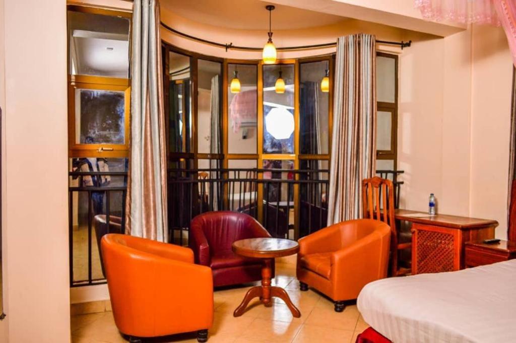 Grace Land Hotel Аруша Екстер'єр фото