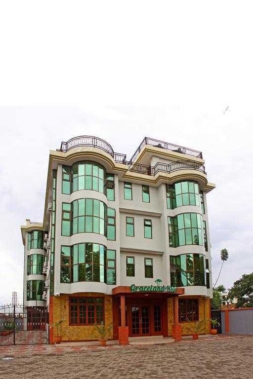 Grace Land Hotel Аруша Екстер'єр фото