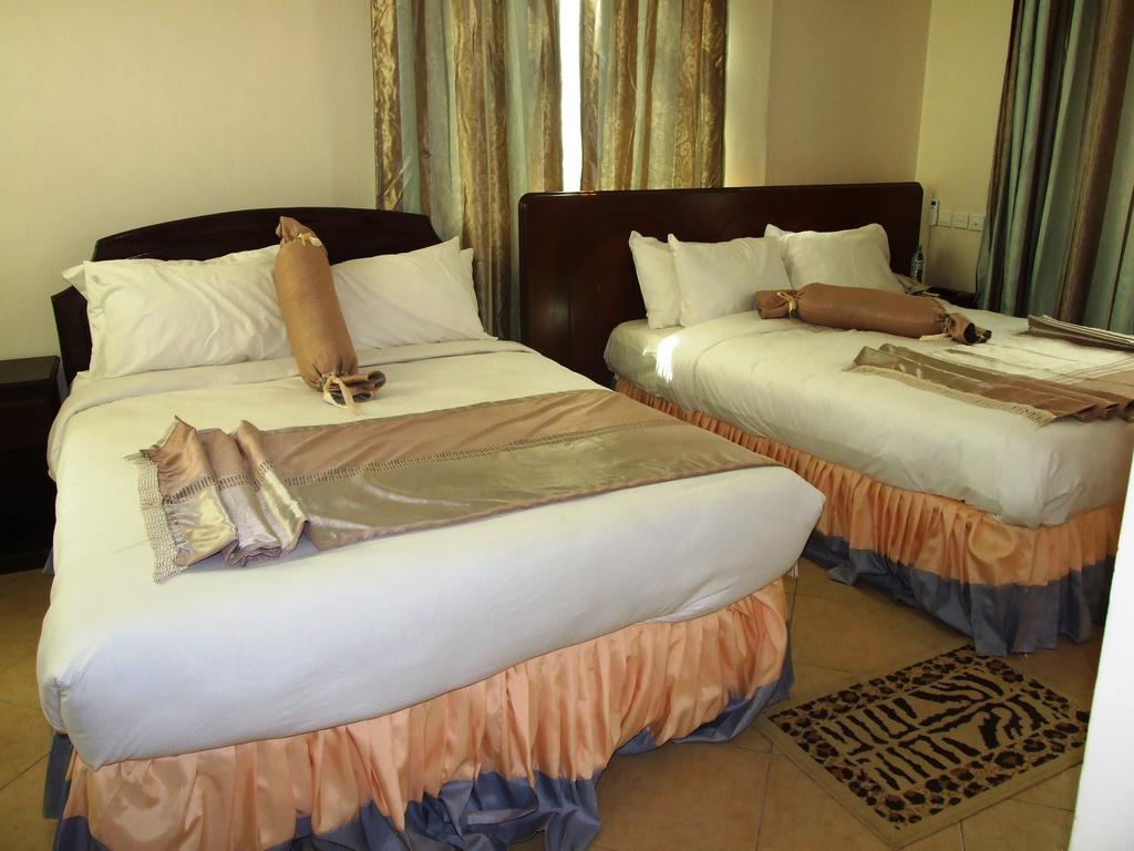 Grace Land Hotel Аруша Екстер'єр фото