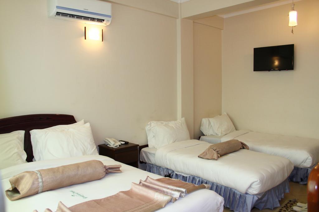Grace Land Hotel Аруша Екстер'єр фото